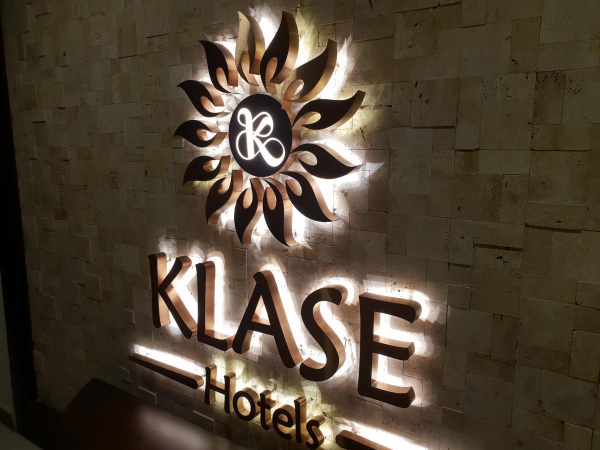 Klase Hotels Csennai Kültér fotó